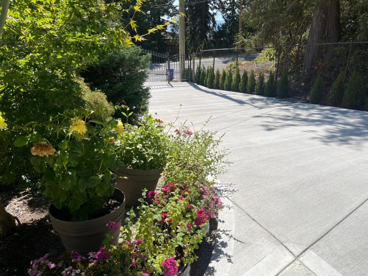 Garden Bridge House Villa Sechelt Exterior foto