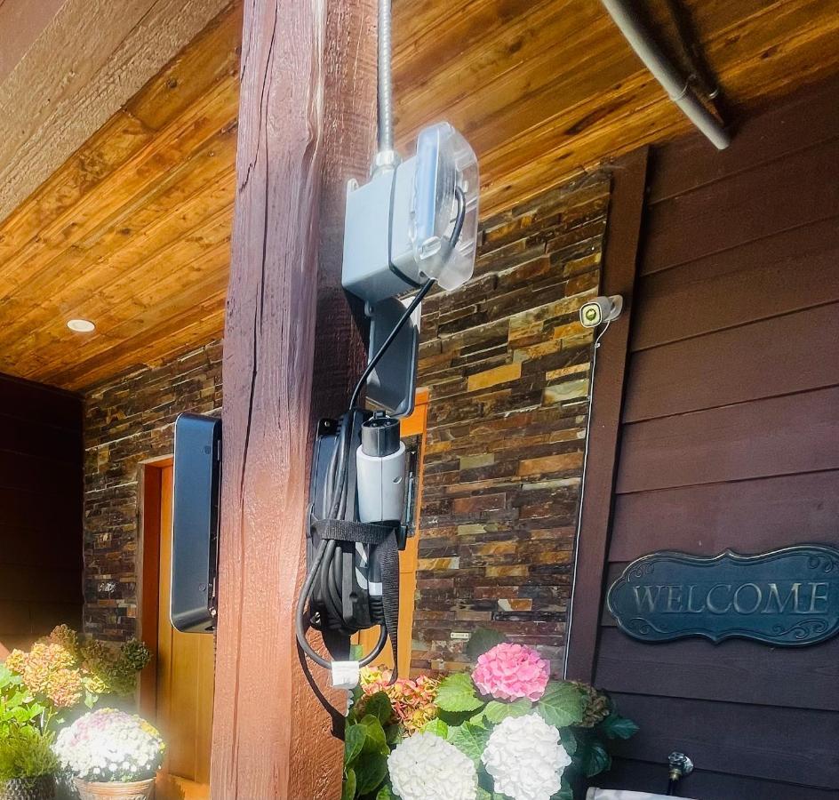 Garden Bridge House Villa Sechelt Exterior foto